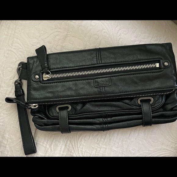 Excellent condition black coach clutch - Picture 2 of 5